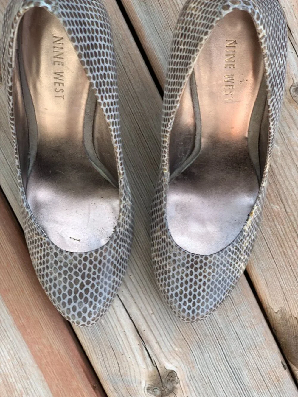Nine West Snakeskin Pump 6.5 Taupe Patent Leather Faux Wood Platform High Heels